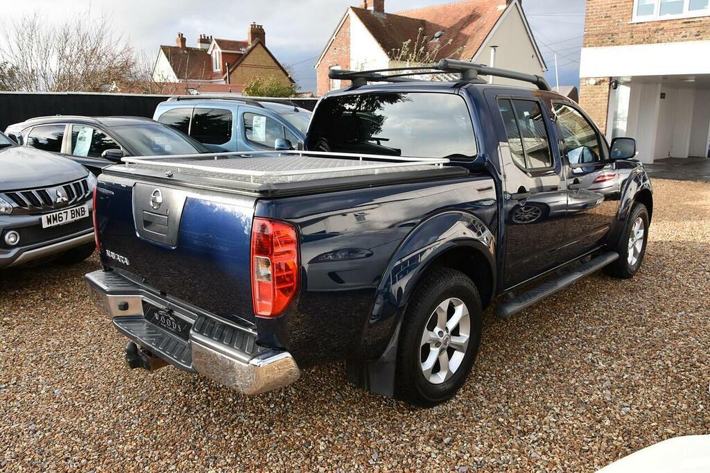 Nissan Navara Navara Tekna Pickup 2 Blue #4