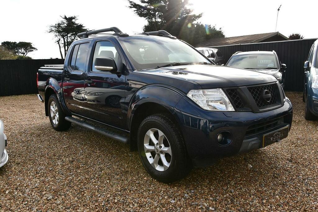 Nissan Navara Navara Tekna Pickup 2 Blue #3