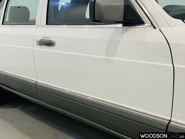 Mercedes-Benz 500 Saloon Blue #14