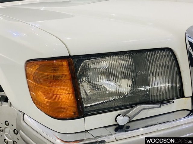 Mercedes-Benz 500 Saloon Blue #32