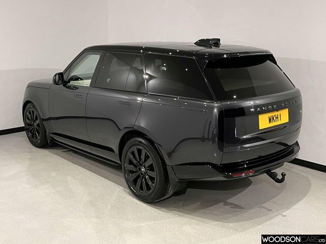 Land Rover Range Rover 2022 3.0 Se 346 Bhp Black #2