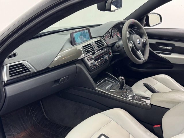 BMW M4 2016 3.0 Biturbo Coupe Dct Euro 6 Ss M400JSX Black #3