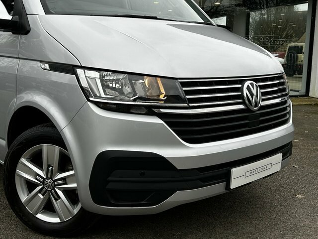 Volkswagen Transporter Shuttle Transporter Se Tdi S-a GL70UVW Silver #6