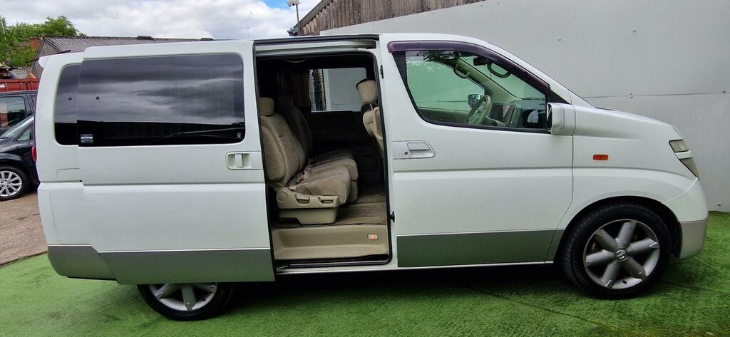 Nissan Elgrand Mpv MC52ZJV White #5