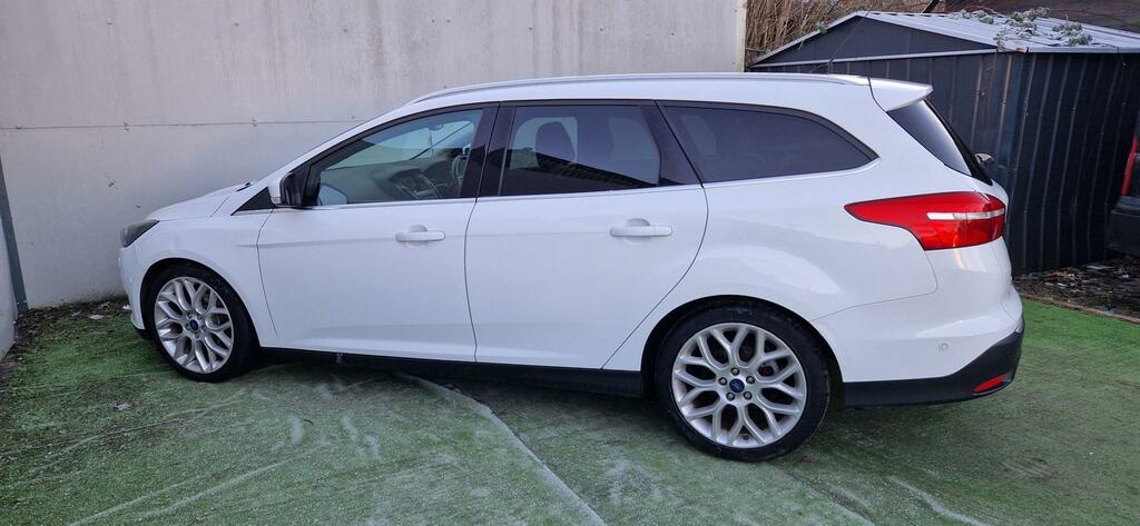 Ford Focus Titanium X EJ66XUG White #6