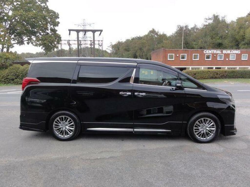 Toyota Alphard Executive Lounge Modelista Car VX Bimta 3.5 Black #2