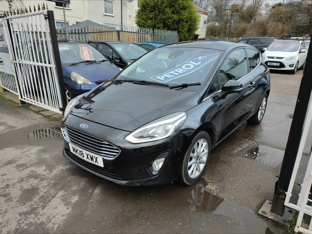 Ford Fiesta 1.0T Ecoboost Titanium Euro 6 Ss MK18XWX Black #3