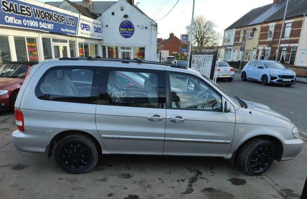 Kia Sedona 2.9 Crdi L Beige #4