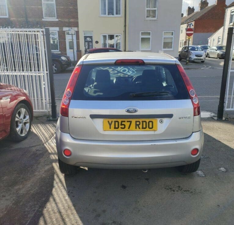 Ford Fiesta 1.25 Style Silver #6