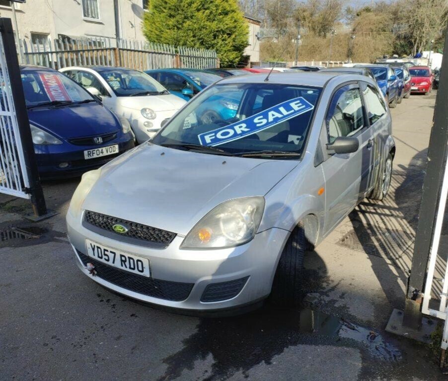 Ford Fiesta 1.25 Style Silver #2