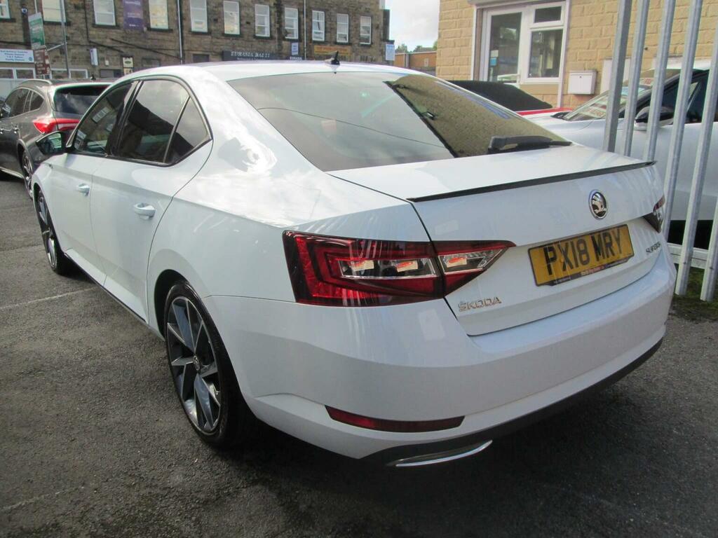 Skoda Superb 1.4 Tsi Act Sportline Euro 6 Ss White #5