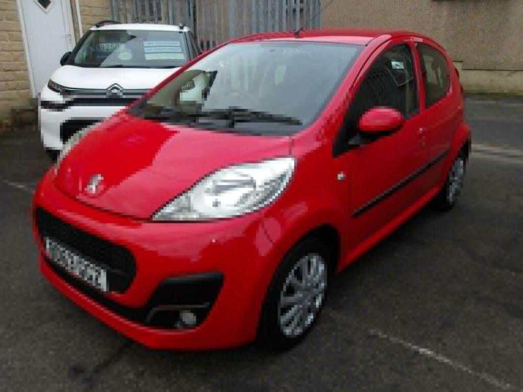 Peugeot 107 1.0 12V Active 2 Tronic Euro 5 Red #3