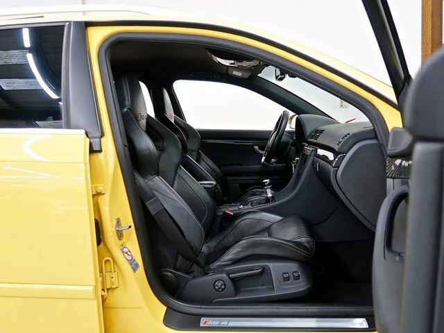 Audi RS4 Avant V8 Quattro YL56WKK Yellow #3