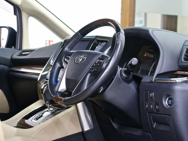Toyota Alphard V6 Mpv Executive Lounge Black #2