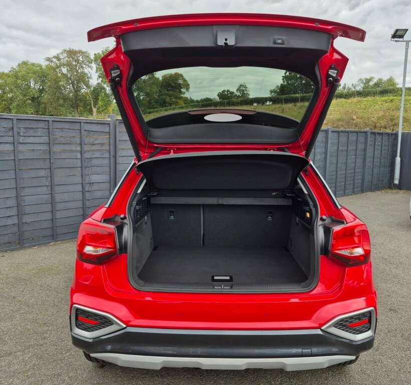 Audi Q2 1L Sport ST72GKG Red #6