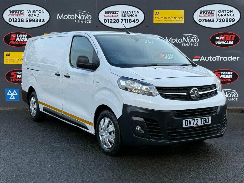 Vauxhall Vivaro 1.5L Dynamic 6Dr DV72TBO White #4