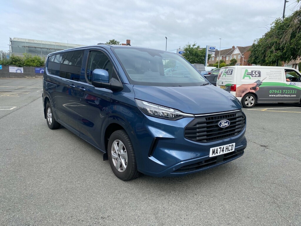 Ford Transit Custom 2.0 Ecoblue 136Ps H1 Double Cab Van Limited Blue