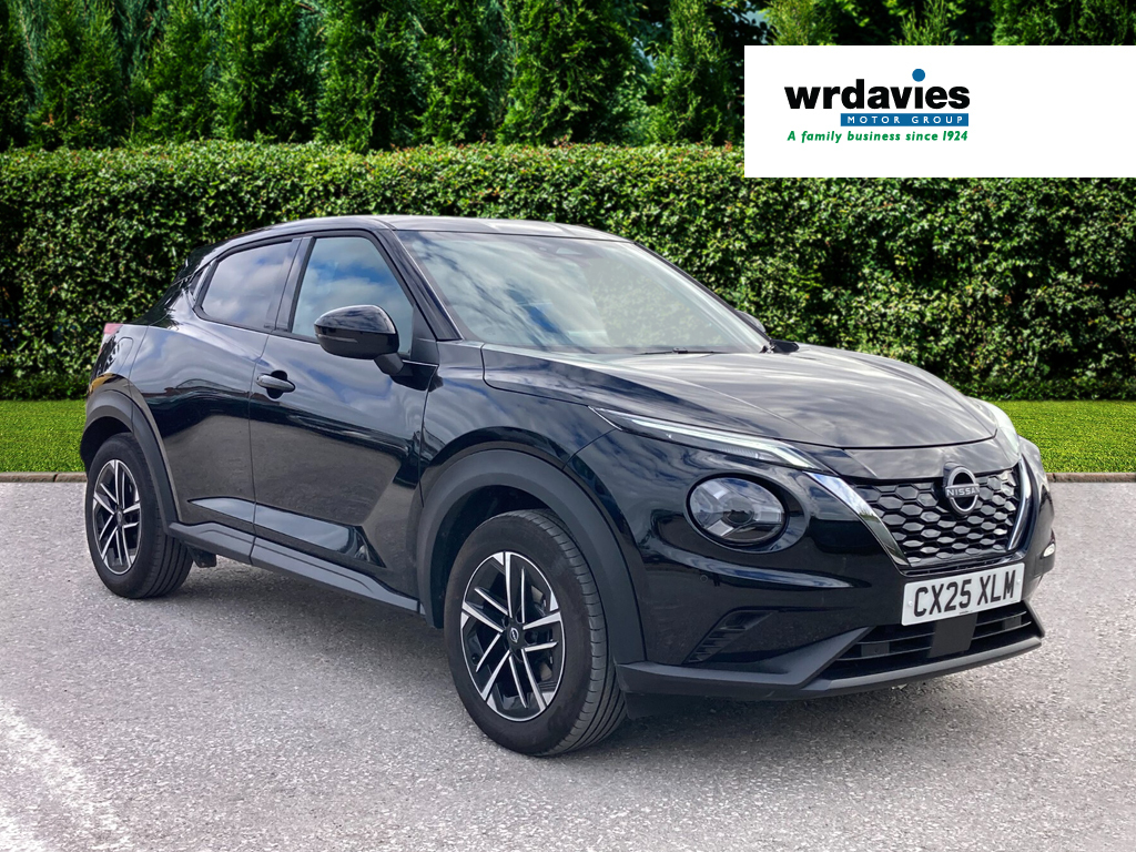 Nissan Juke 1.6 Hybrid N-connecta Black