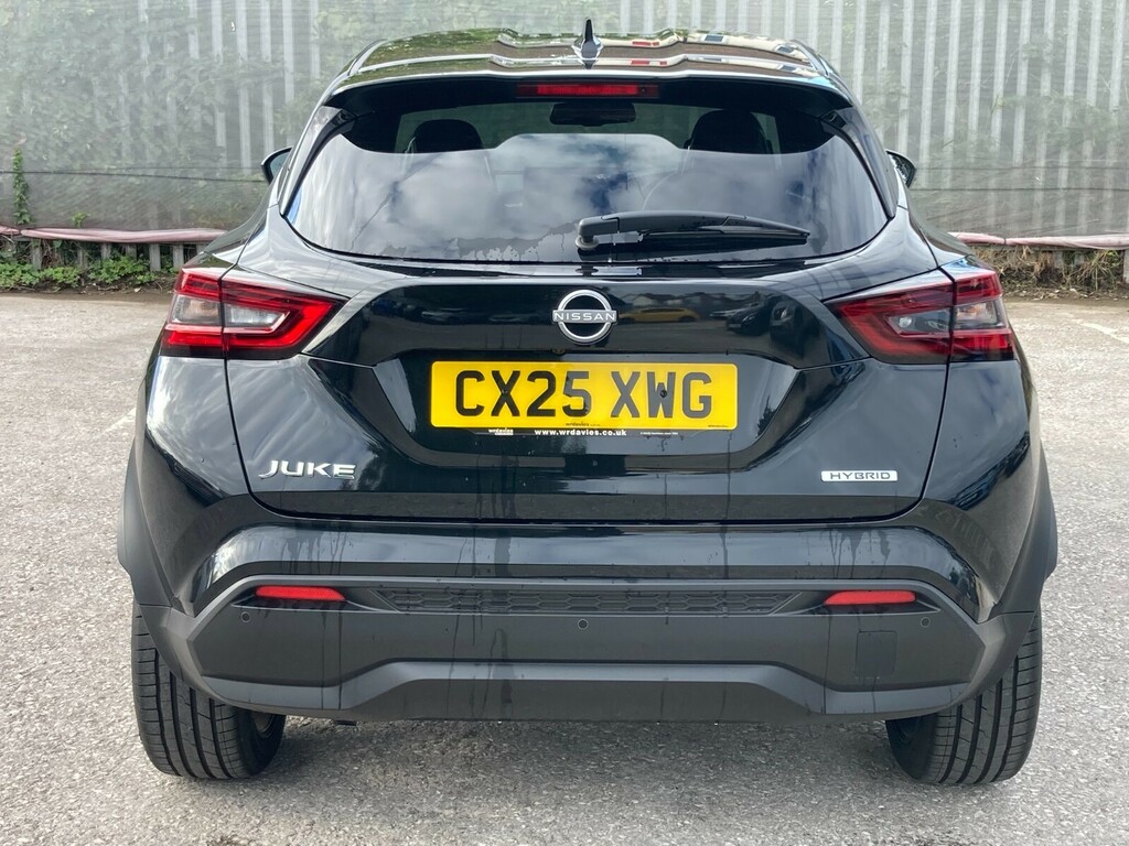 Nissan Juke 1.6 Hybrid Tekna CX25XWG Black #6
