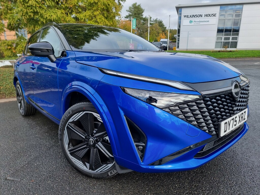 Nissan Qashqai 1.3 Dig-t Mh 158 N-design Blue