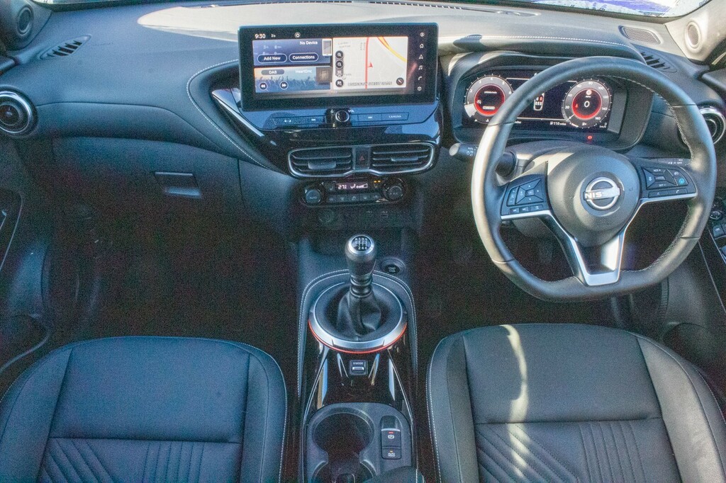 Nissan Juke 1.0 Dig-t Tekna DL25XCB Blue #2