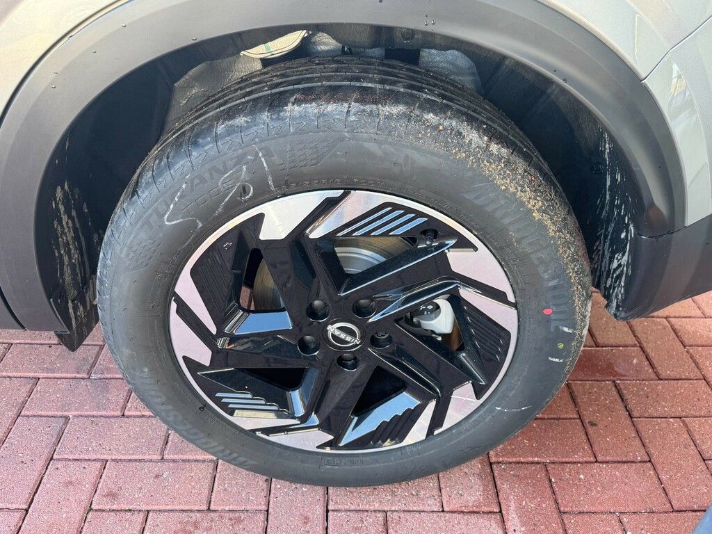 Nissan Qashqai 1.3 Dig-t Mh N-connecta DN75KLP Silver #6