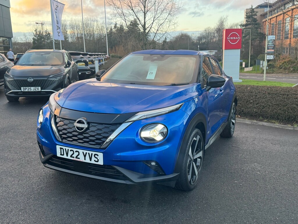 Nissan Juke 1.6 Hybrid Tekna DV22YVS Blue #4