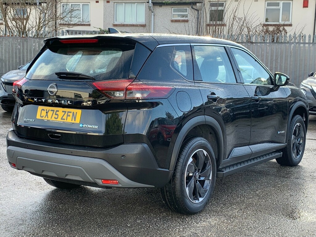 Nissan X-Trail 1.5 E-power E-4orce 213 Acenta Prem 7 St CX75ZFN Black #4