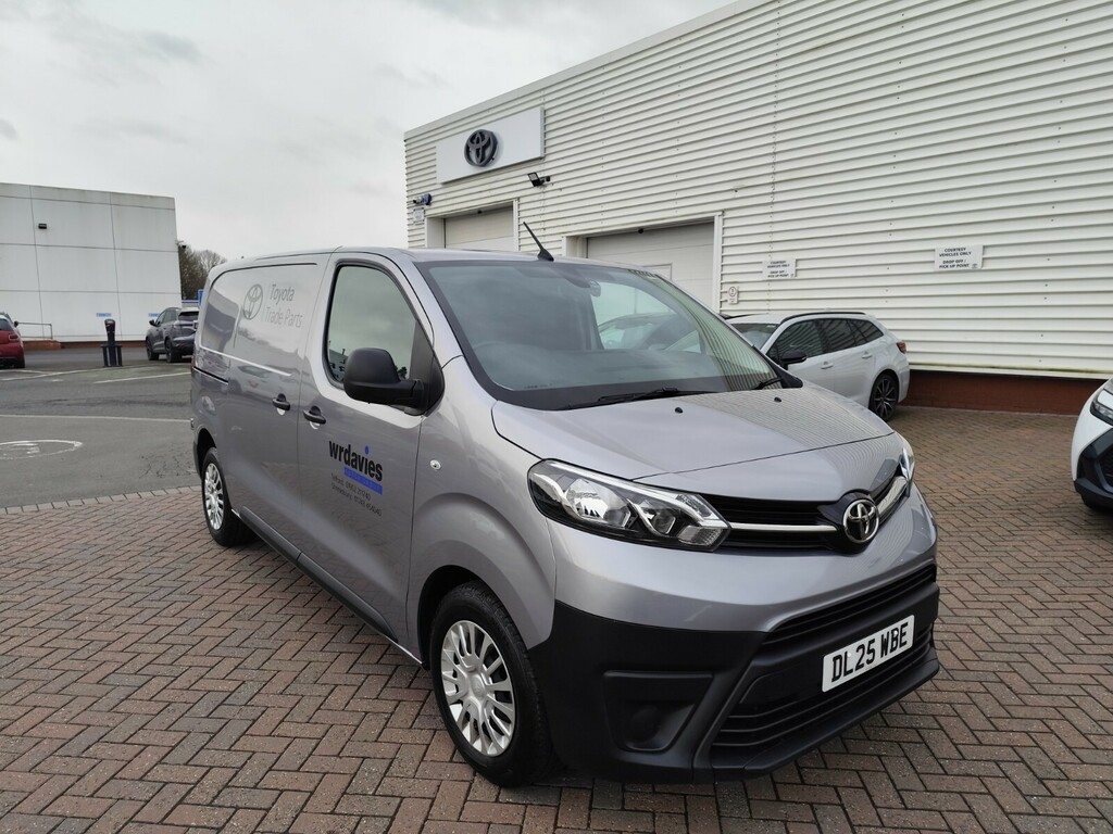 Toyota PROACE 2.0D 140 Icon Van Silver