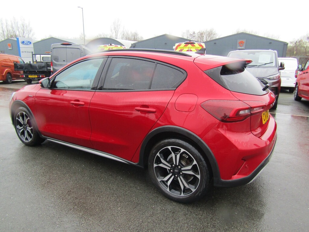 Ford Focus 1.0T Ecoboost Active X Vignale CV72WNS Red #5