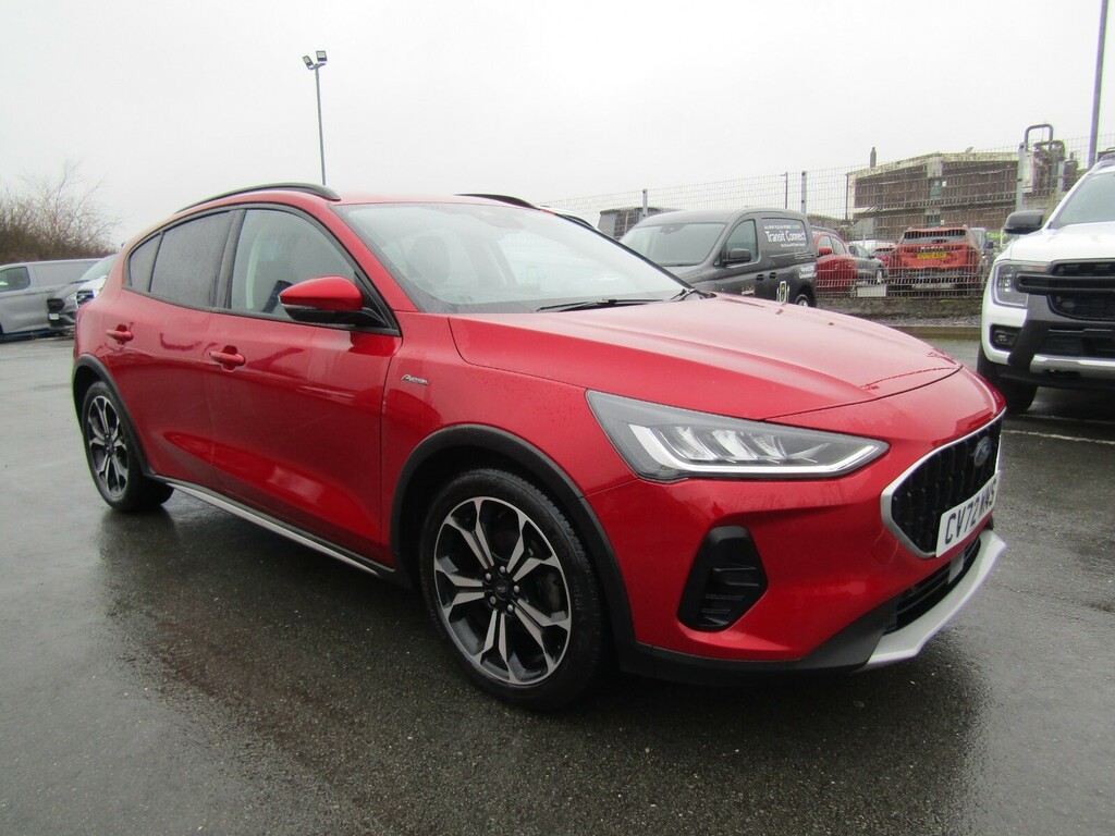 Ford Focus 1.0T Ecoboost Active X Vignale Red