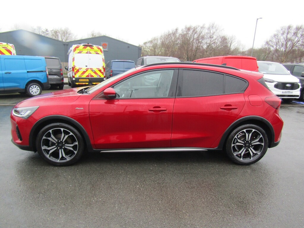 Ford Focus 1.0T Ecoboost Active X Vignale CV72WNS Red #6