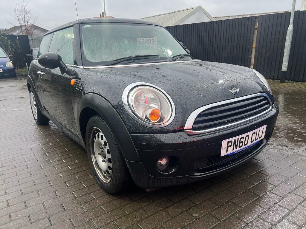 Mini Hatch 1.6 First Euro 5 Black