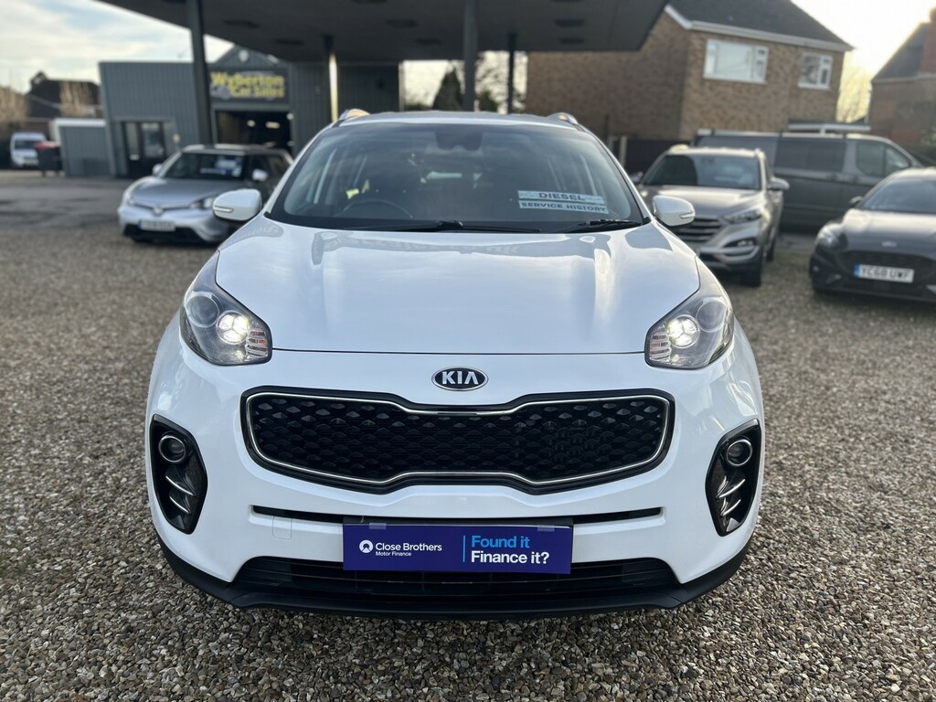 Kia Sportage Suv 1.7 Crdi 2 2018 SB18KWF White #2