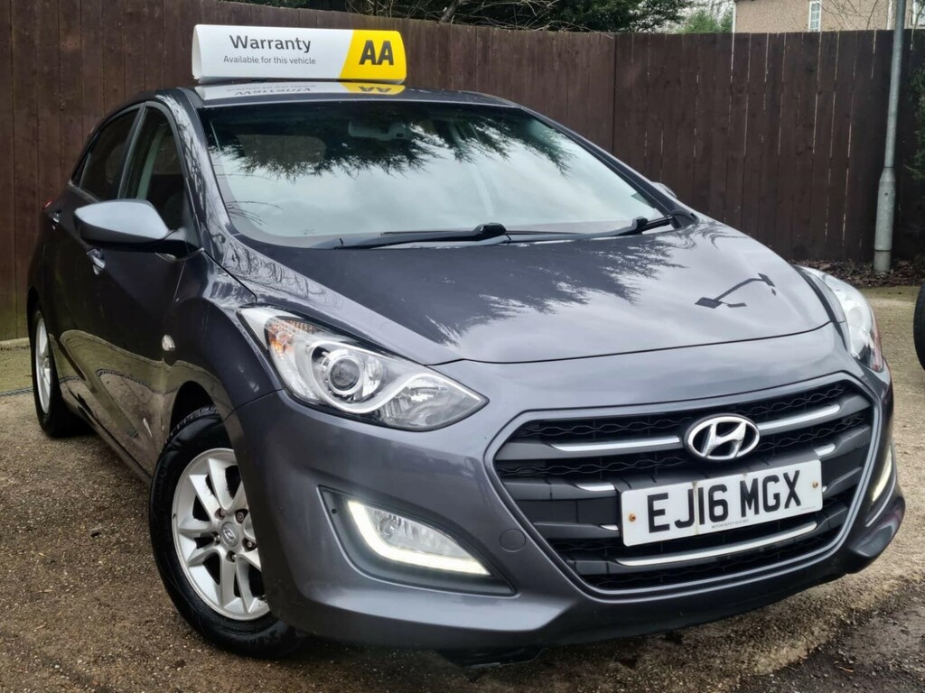 Hyundai I30 1.6 Crdi Blue Drive Se Euro 6 Ss Grey