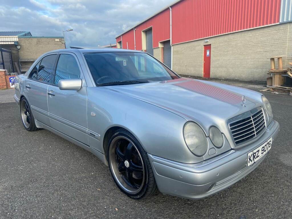 Mercedes-Benz E Class E55 4dr Auto Silver