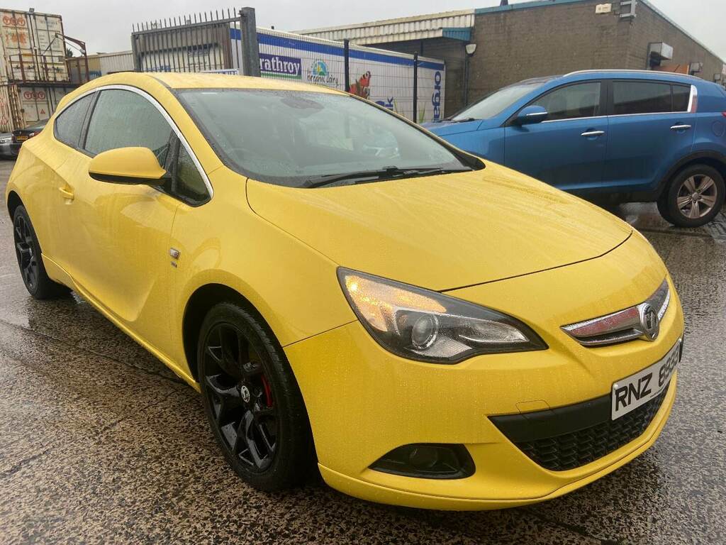 Vauxhall Astra GTC 2.0 Cdti 16V Sri Yellow