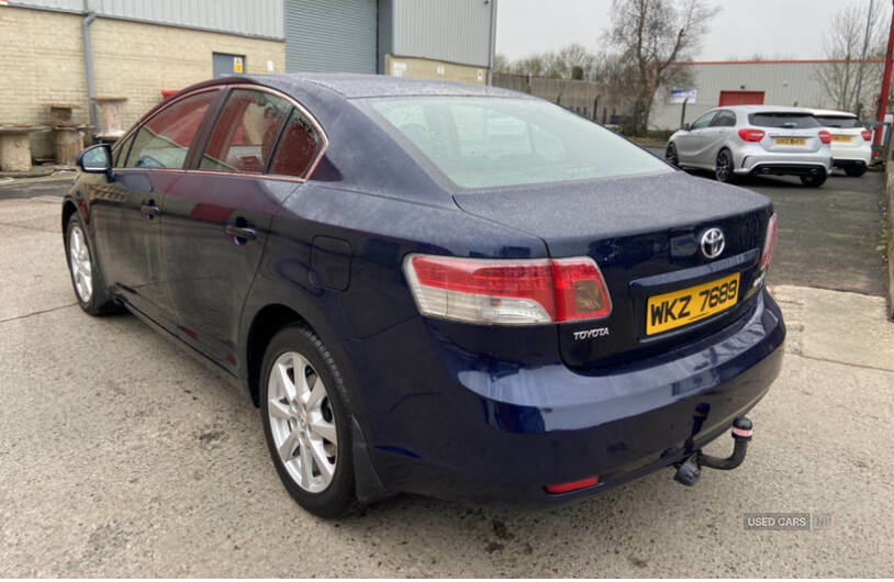 Toyota Avensis 1.8 V-matic Tr WKZ7689 Blue #4