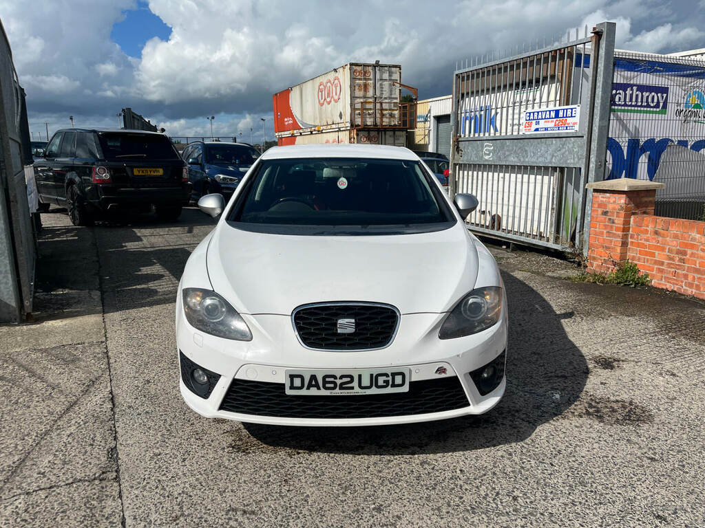 Seat Leon 2.0 Tdi Cr Fr DA62UGD White #2