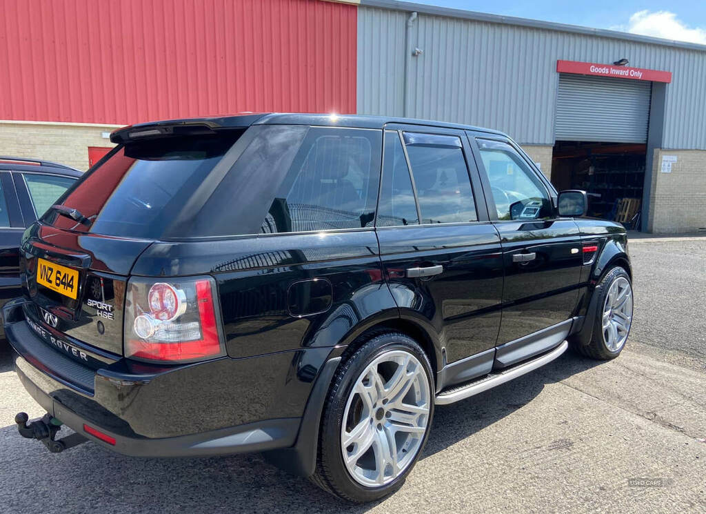 Land Rover Range Rover Sport 3.0 Tdv6 Hse Commandshift VNZ6414 Black #3