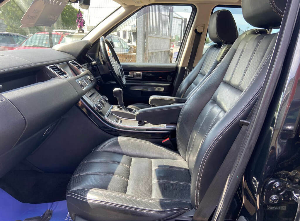 Land Rover Range Rover Sport 3.0 Tdv6 Hse Commandshift VNZ6414 Black #6