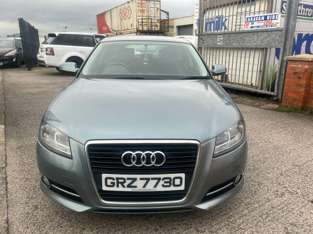 Audi A3 1.6 Tdi Sport GRZ7730 Grey #2