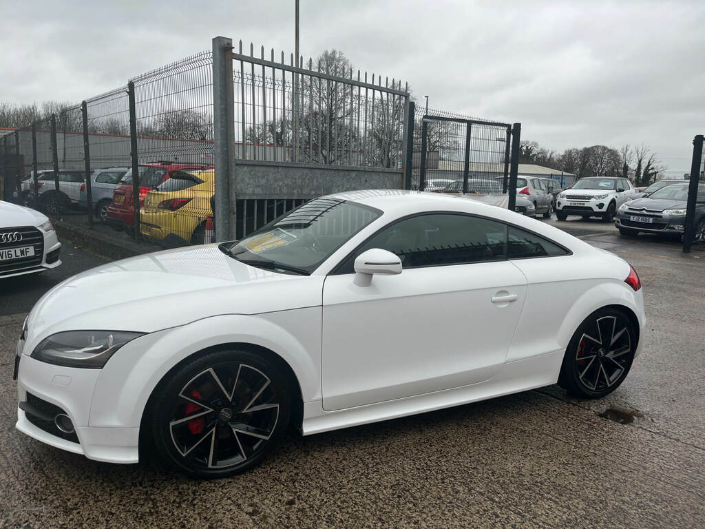 Audi TT 1.8T Fsi S Line S Tronic NFZ9381 White #5
