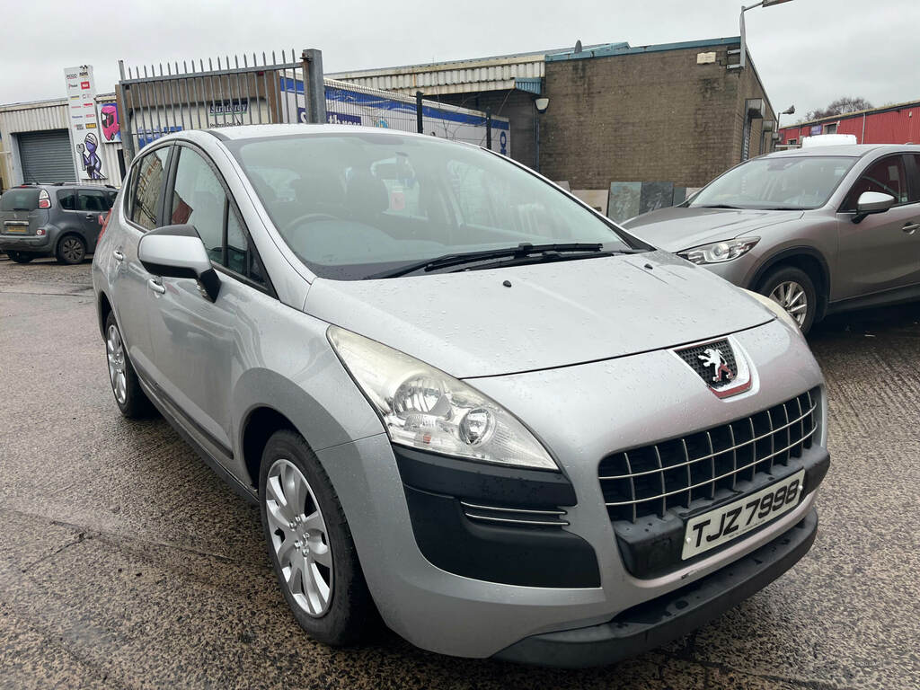 Peugeot 3008 1.6 Hdi 112 Access Silver