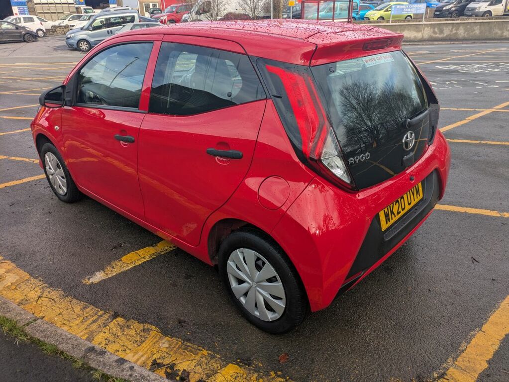 Toyota Aygo Vvt-i WK20UYM Red #5