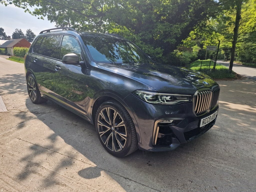 BMW X7 4.4L Null Grey
