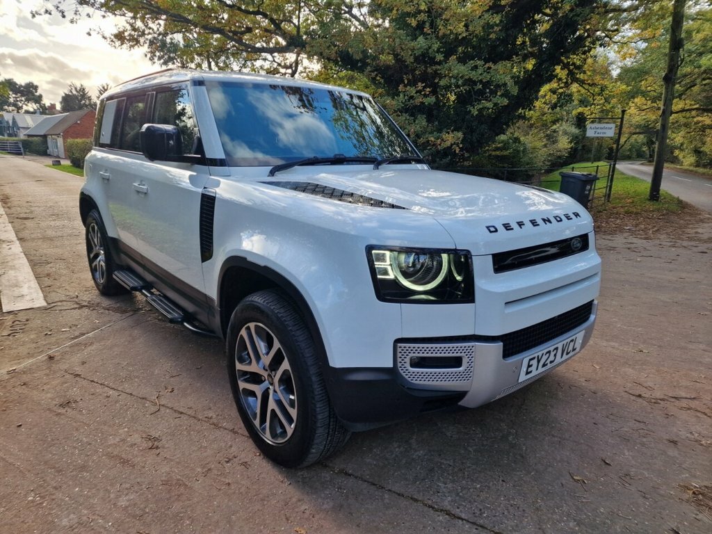 Land Rover Defender 3L Se White