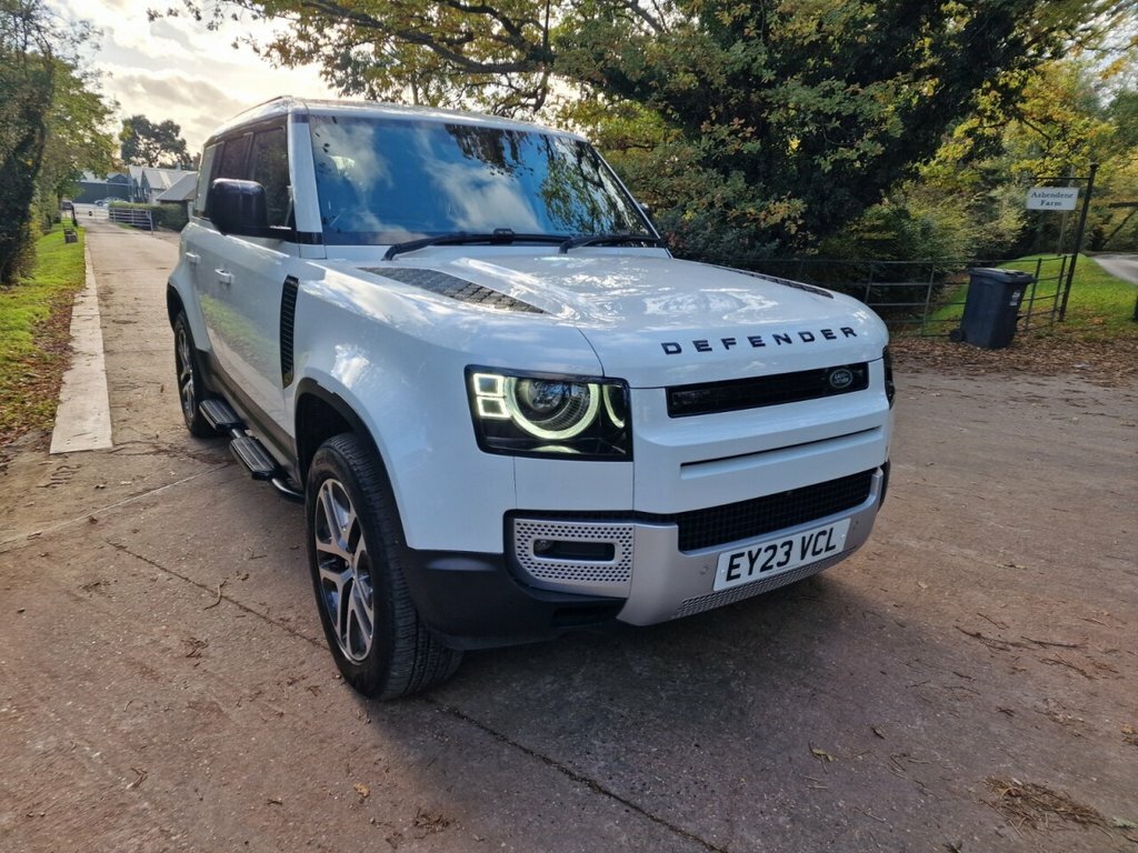 Land Rover Defender 3L Se EY23VCL White #2
