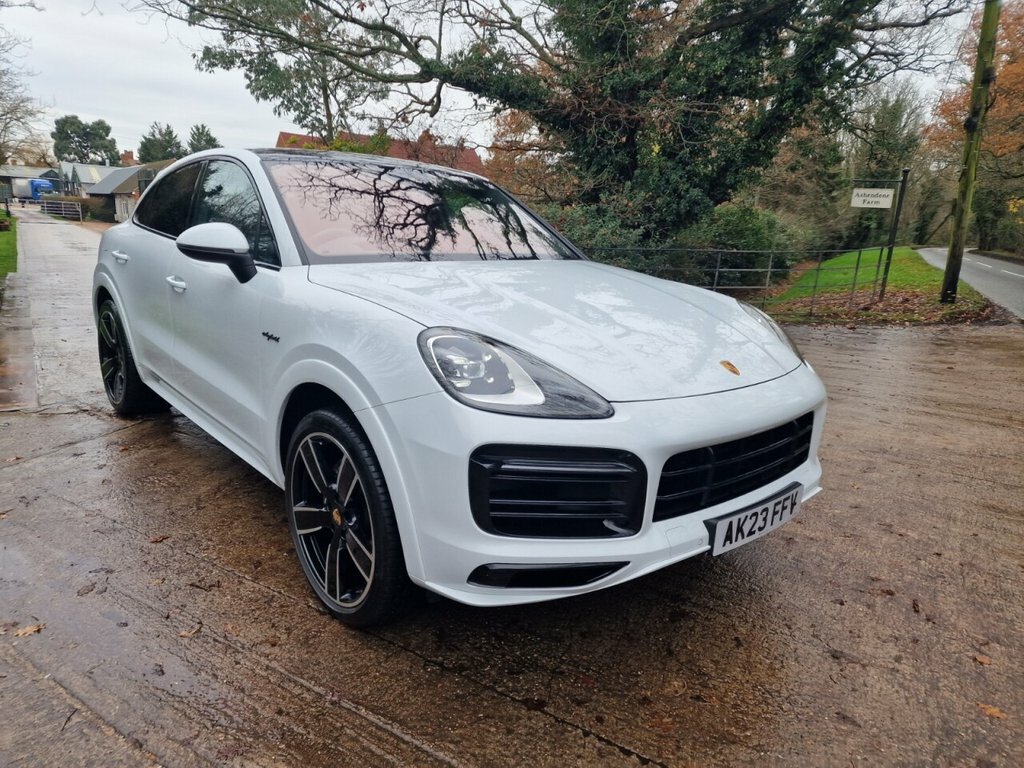 Porsche Cayenne 3L Platinum Edition AK23FFV White #2