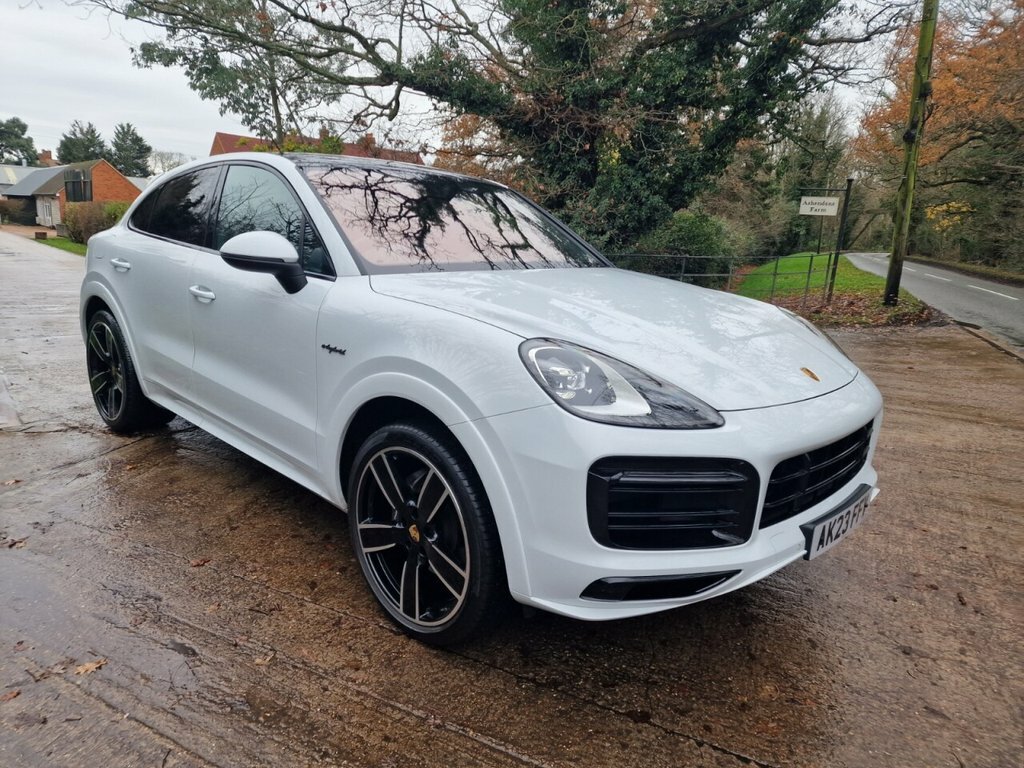 Porsche Cayenne 3L Platinum Edition White